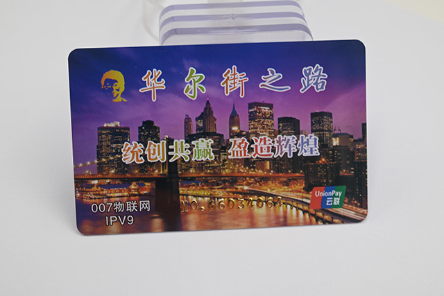 水晶滴膠卡的技術(shù)優(yōu)勢(shì)和它的基本參數(shù)