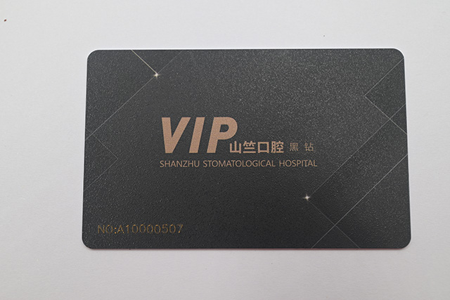 會員PVC卡制作比紙品印刷更復(fù)雜，工序更多